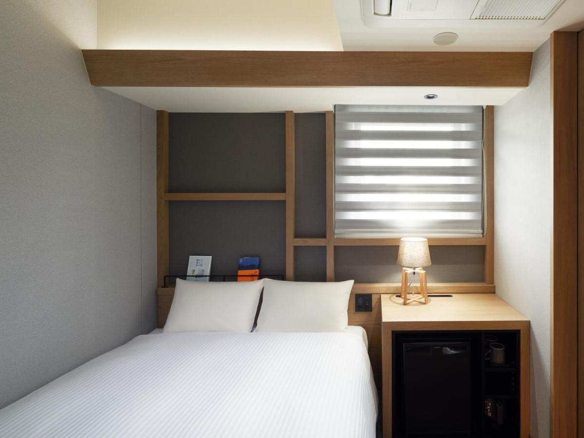 Lamp Light Books Hotel Sapporo Extérieur photo