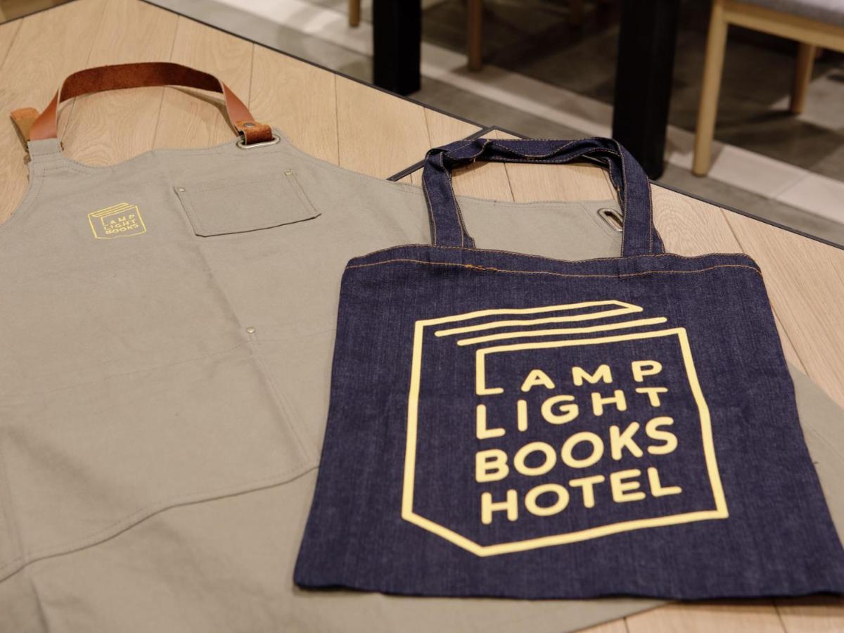 Lamp Light Books Hotel Sapporo Extérieur photo